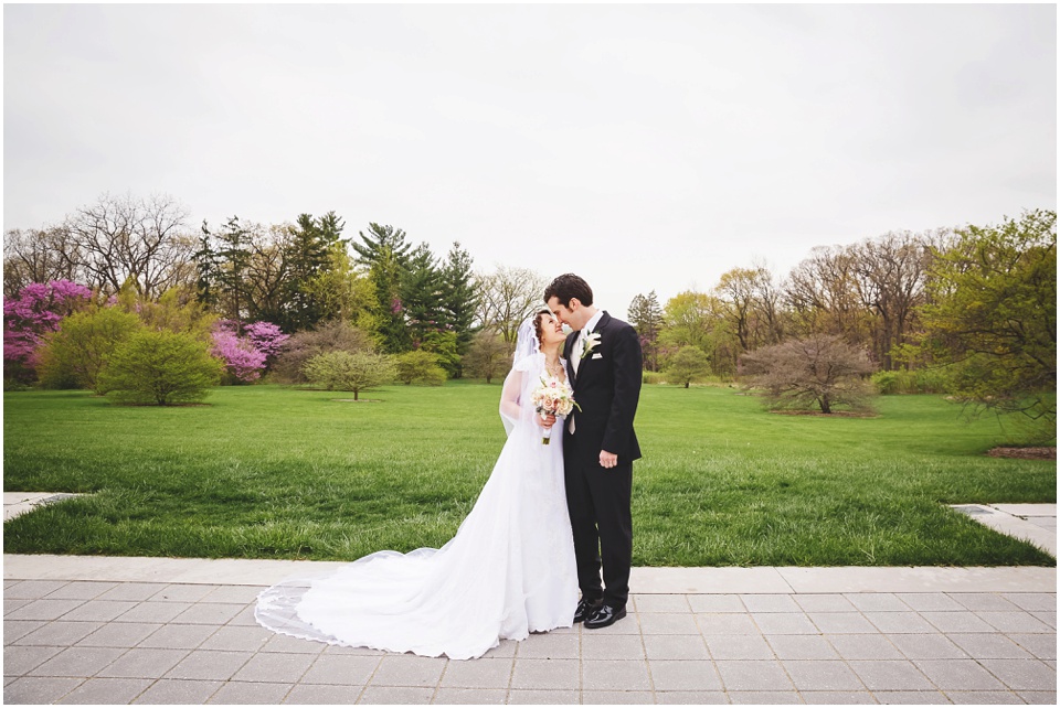 bloomington wedding photography, Bride and groom portraits in the gardens at Thornhill Education Center.