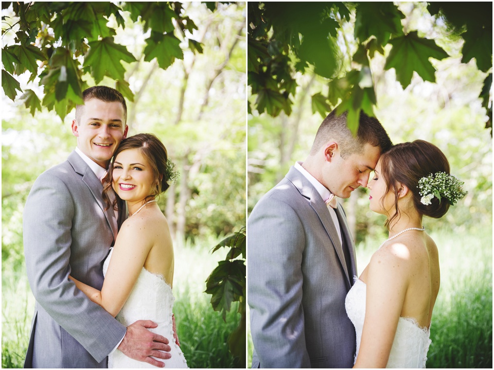 outdoor Illinois wedding photographer, Bride and groom portraits at Comlara Park in Hudson, IL.