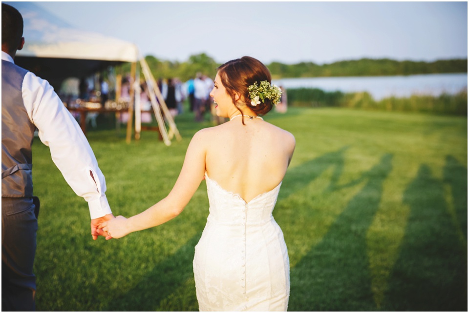 outdoor Illinois wedding photographer, Bride and groom sunset photos at Comlara Park Wedding Reception in Hudson, IL.