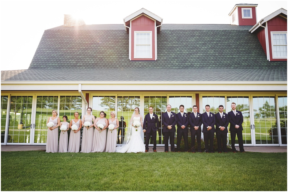 outdoor wedding photography, Bridal Party in front of a barn by Bloomington Illinois Wedding Photographer Rachael Schirano