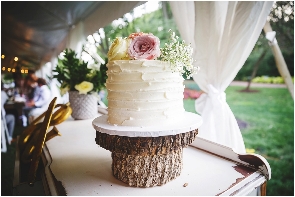 garden wedding photos, Floral cake topper on white wedding cake at Central Illinois wedding