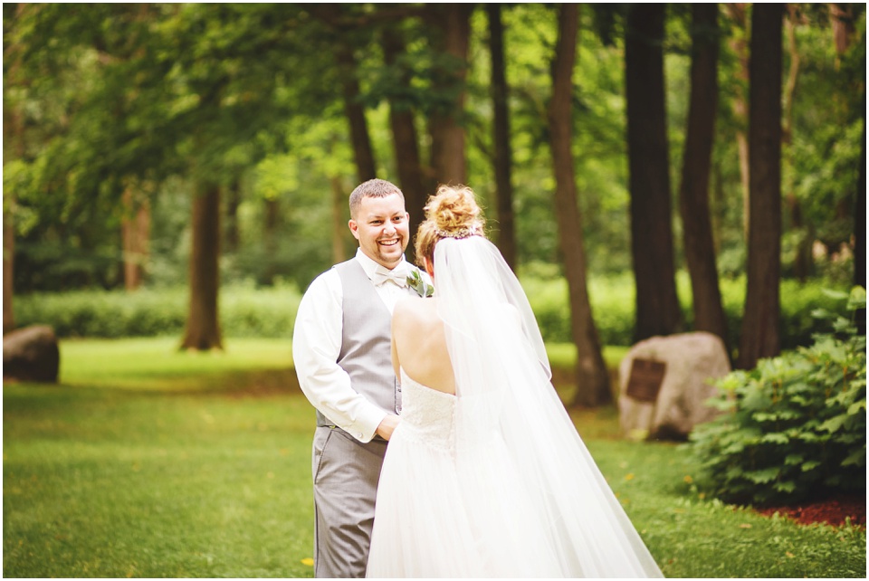 outdoor wedding photographer, First Look at Chapel of the Templed Trees Wedding