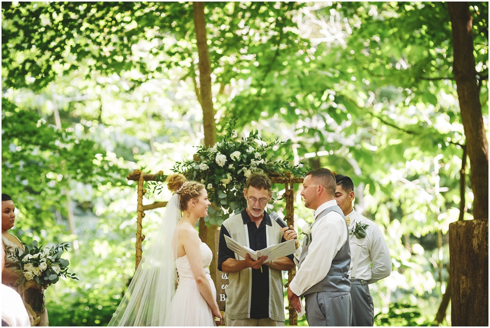 outdoor wedding photographer