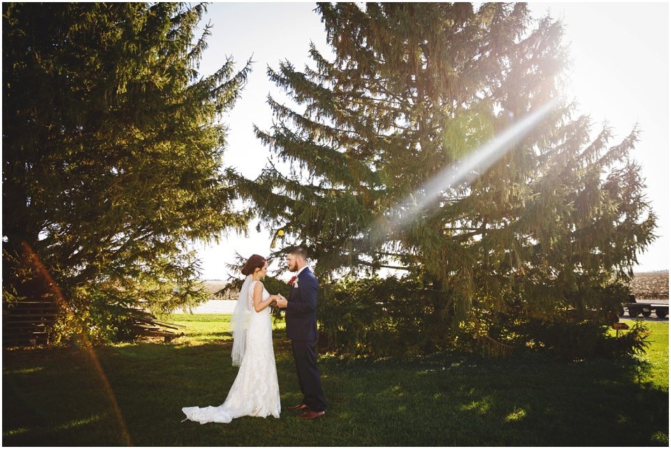 First look at fall farm barn wedding in Central Illinois