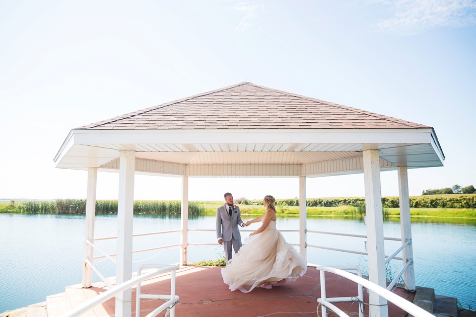 Central Illinois Lakefront Wedding Photography, Central Illinois pink and navy wedding by Rachael Schirano Photography