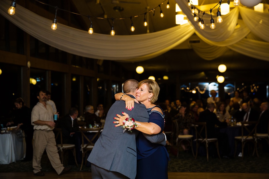 outdoor Illinois wedding photography, rustic wedding reception mother son dance, central illinois