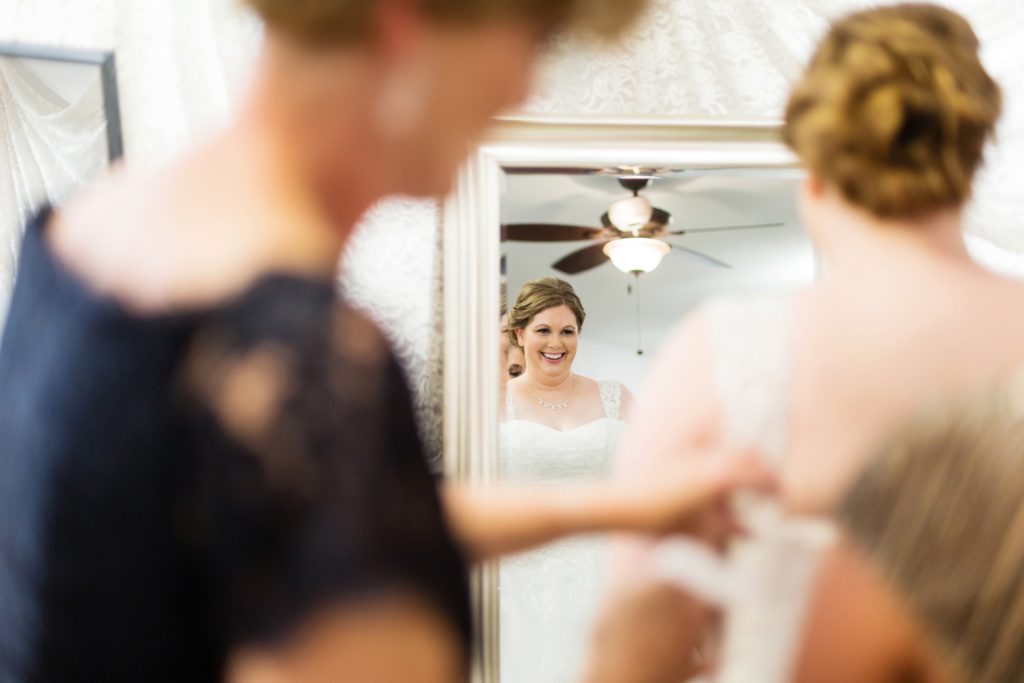 Bloomington IL wedding photographer, Central Illinois wedding photographer, Peoria IL wedding photographer, Champaign IL wedding photographer, champagne and black wedding colors, romantic vintage inspired wedding, bride getting ready