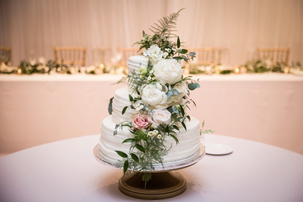 Bloomington IL wedding photographer, Central Illinois wedding photographer, Peoria IL wedding photographer, Champaign IL wedding photographer, classic wedding, black and blush wedding colors, sophisticated and timeless wedding inspiration, white floral cake
