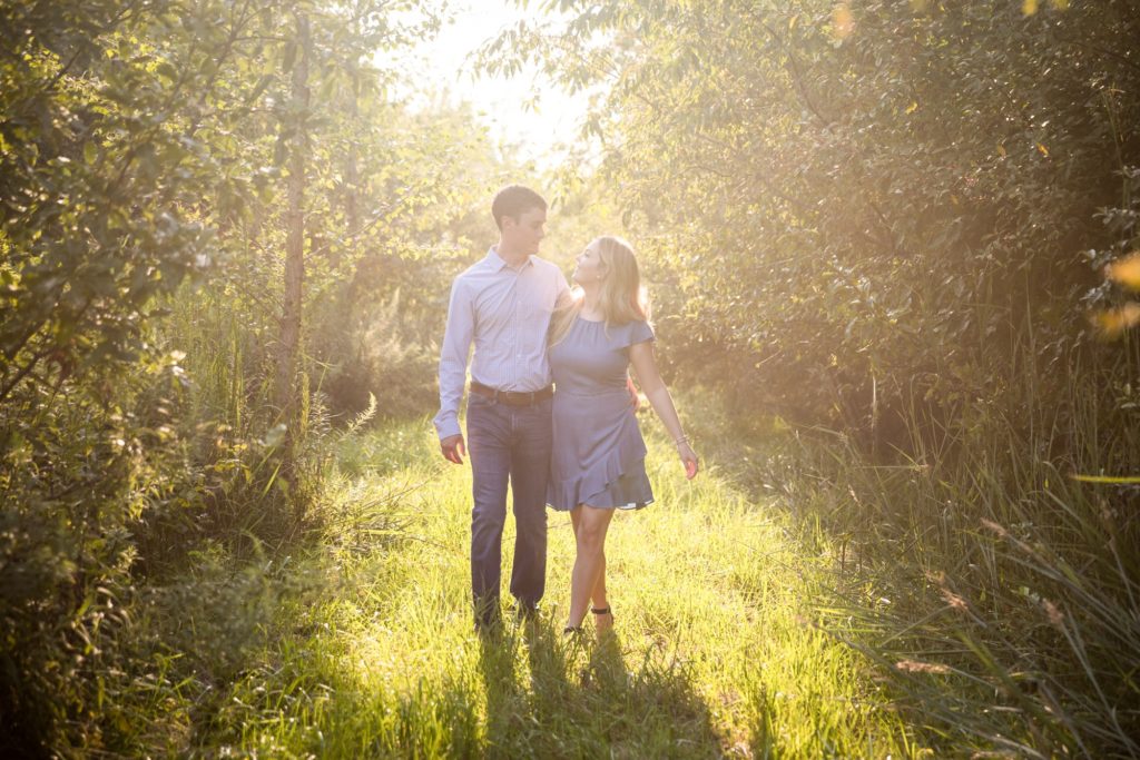 Bloomington IL engagement session, Central Illinois engagement photographer, what to wear for your engagement session, couple's portraits, engaged couple, outdoor engagement, barn engagement photos, golden hour engagement photos